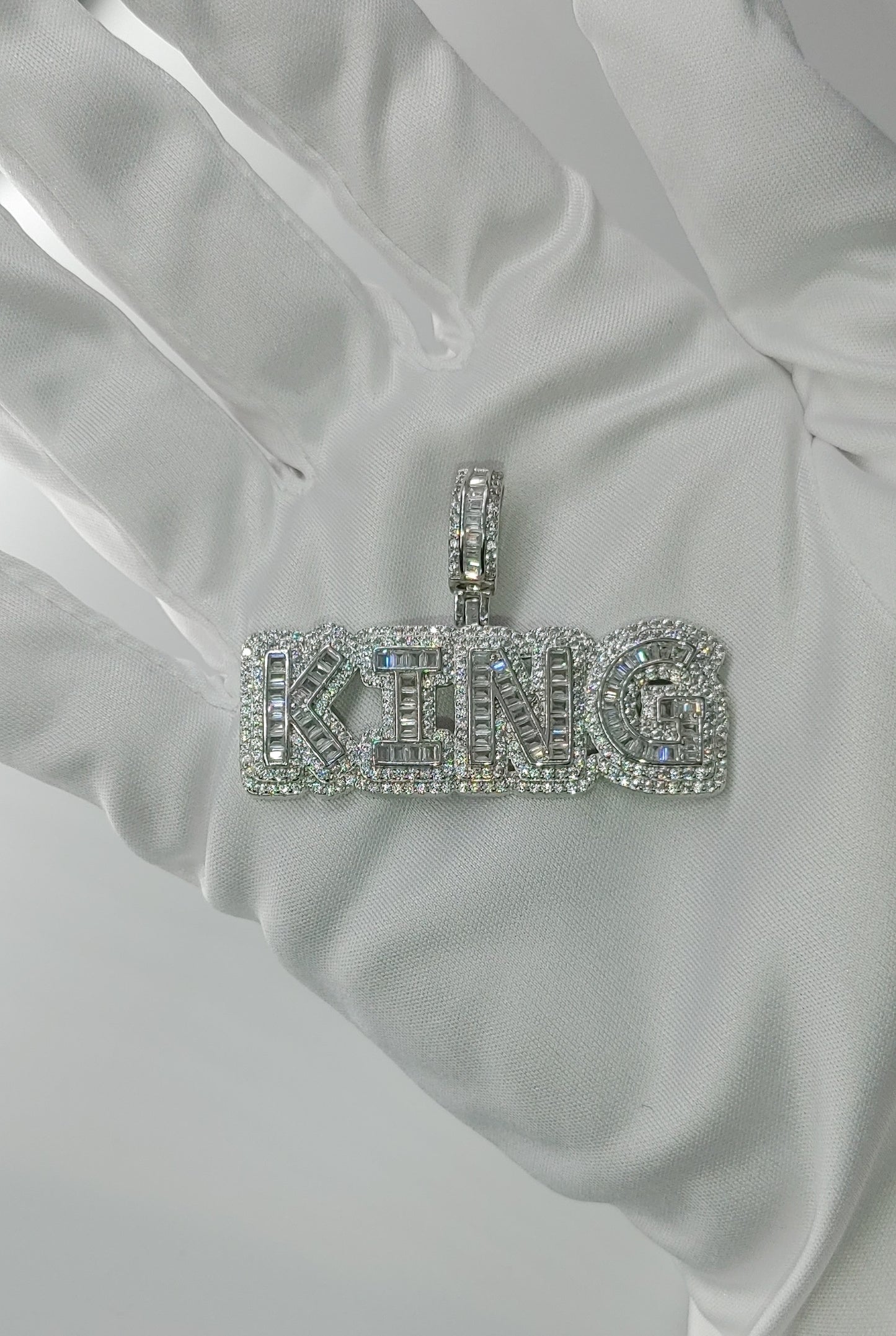 King Pendant Iced Out